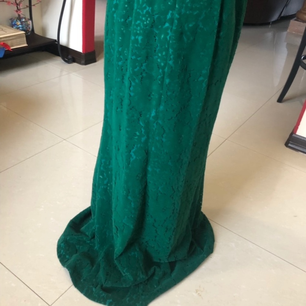 Beautiful dress 👗🤩 - Picture 7 of 10